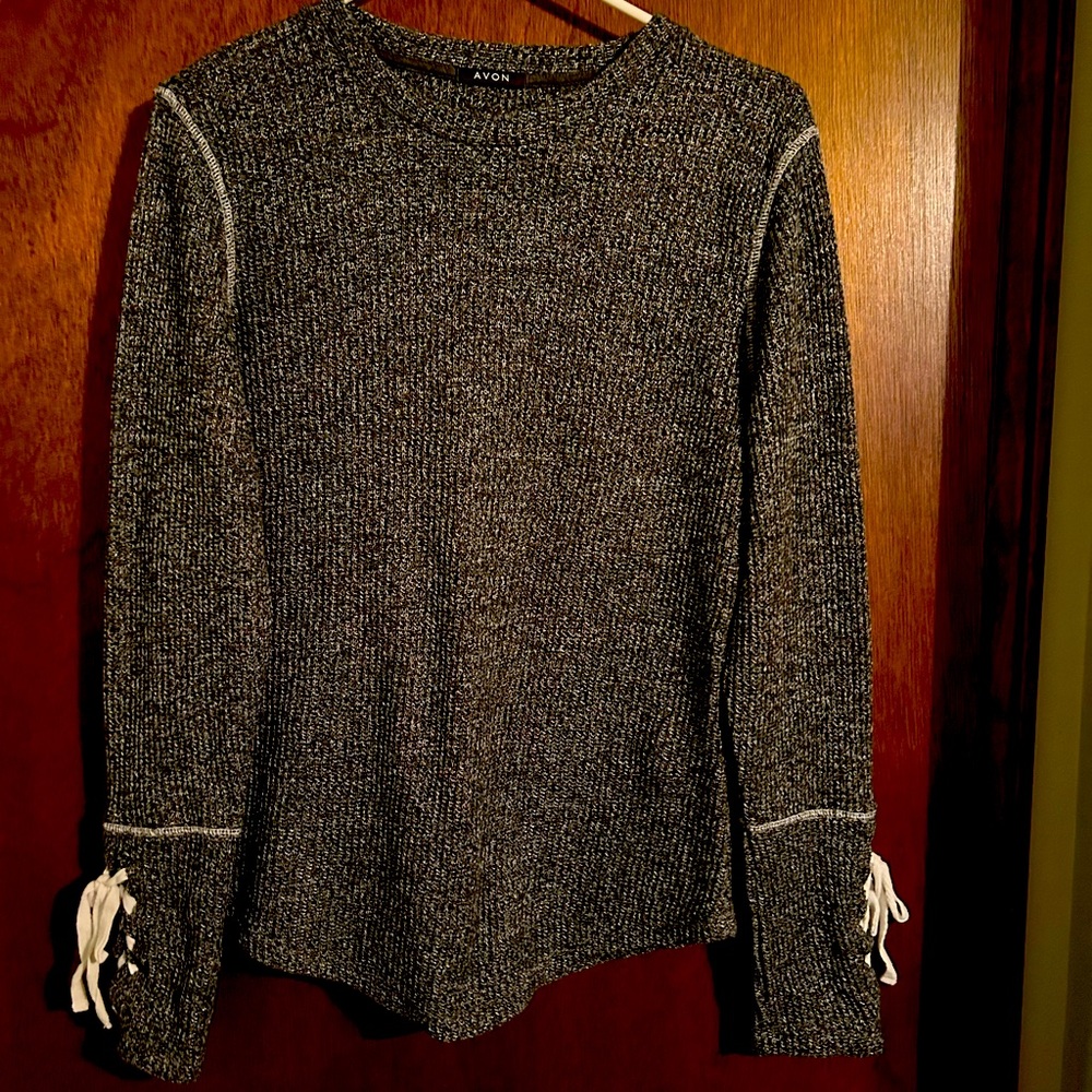 Avon top/sweater